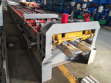 Decking de acero de alta resistencia frío del piso de la hoja 0.4m m que forma la máquina
