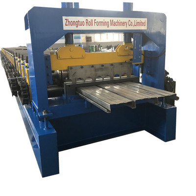 Máquina de formación de rodillos de cubierta de acero de alta velocidad