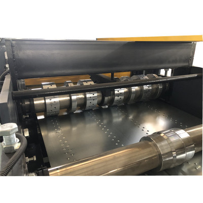 Máquina de moldeado de rodillos de cubierta Dovetail para el mercado de los EE.UU. Diseñada y fabricada para necesidades específicas de cada país