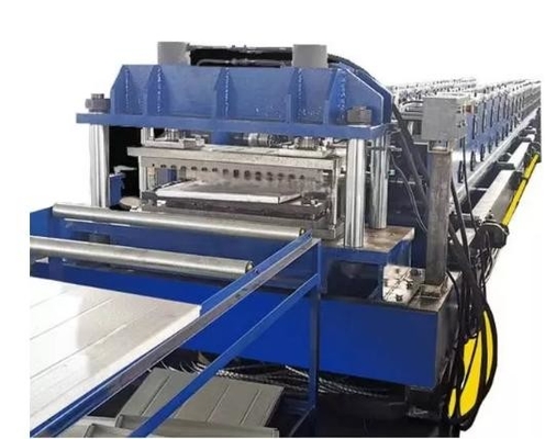 Máquina de moldeado de chapa de acero de conducción de cadena de procesamiento de flujo de desenrollamiento de corte automático