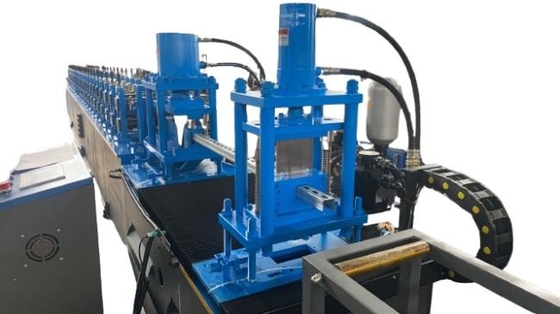 Máquina de moldeado de rollo de canal de tracción de precisión con diámetro de eje de rodillo de 70 mm y longitud de corte personalizable