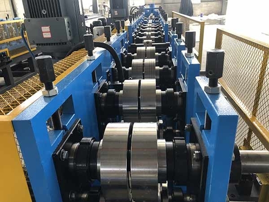 Máquina de moldeado de rodillos de purlins solares C40-C160 Cambio automático