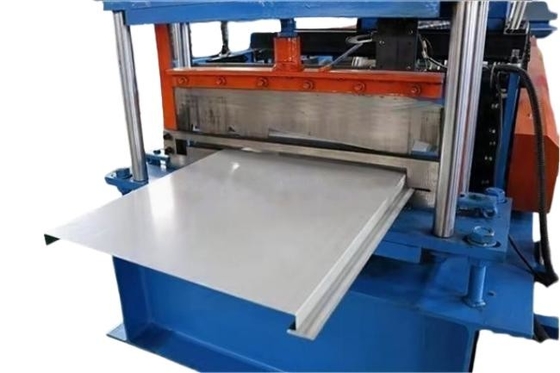 0.3mm 380v Máquina de moldeado de paneles de techo