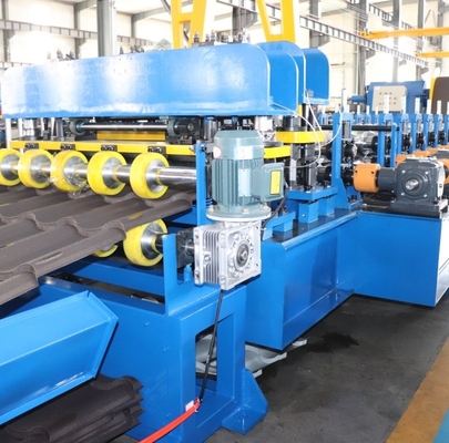 Máquina de laminado de paneles de techo de azulejos vidriados