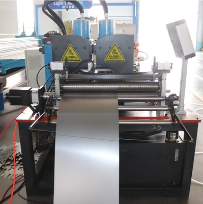 Máquina para hacer paneles de chapa de revestimiento de paredes metálicas