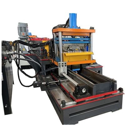 Máquina de elaboración de perfiles de paneles traseros de estantes de supermercados de metal